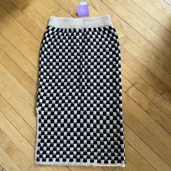 Ascot and heart target check knit skirt - Picture 2 of 3